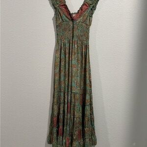 Chic Paisley Maxi Dress in Green and Red
